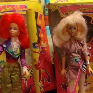 Jem and the holograms dolls